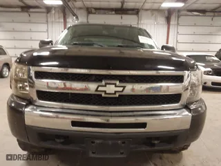 2007 Chevrolet Silverado 1500 LT w/1LT with VIN 3GCEK13M57G510256, listed as a IAAI auction lot 41690398 with 256,980 mi miles. Bid and sale history available at carsss.com. Image 12.
