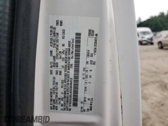 2013 Ford Econoline Passenger XL z VIN 1FBSS3BL4DDB08412, wystawiony jako Copart lot #63999845 z przebiegiem Nie podano mil oraz Czysty tytuł • Clean title. Historia ofert i sprzedaży dostępna na DreamBid. Obrazek 13.