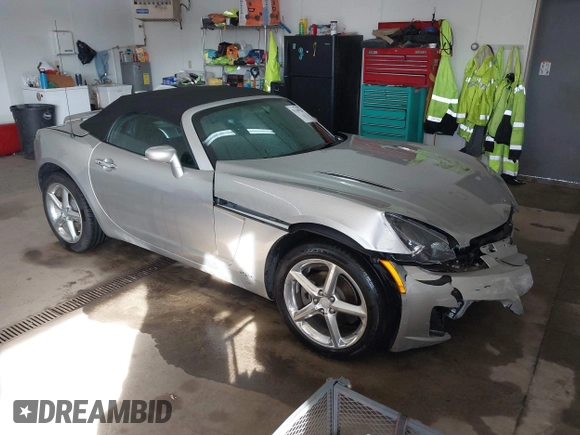 2008 Saturn Sky Red Line with VIN 1G8MG35X68Y110286, listed as a IAAI auction lot 41369239 with 39,153 mi miles. Bid and sale history available at carsss.com. Image 1.