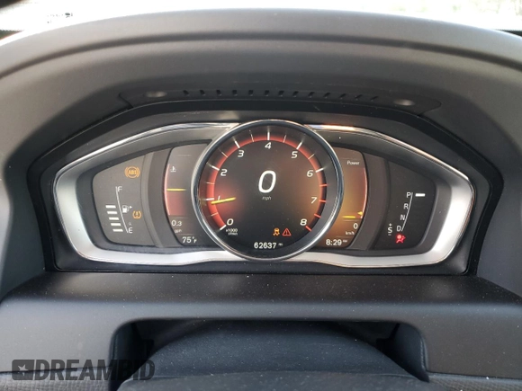 2017 Volvo XC60 Dynamic with VIN YV440MDRXH2071771, listed as a Copart auction lot 56673365 with 62,637 mi miles and Salvage title. Bid and sale history available at DreamBid. Image 9.