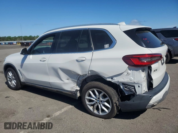 2020 BMW X5 xDrive40i with VIN 5UXCR6C02L9B78012, listed as a Copart auction lot 56568005 with 57,460 mi miles and Salvage title. Bid and sale history available at DreamBid. Image 2.