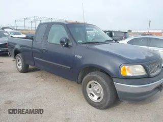 2000 Ford F-150 XL with VIN 1FTZX1727YNB29612, listed as a IAAI auction lot 42266398 with Not provided miles and . Bid and sale history available at DreamBid. Image 1.