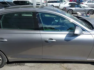 2021 Genesis G80 2.5T with VIN KMTGB4SC2MU047585, listed as a IAAI auction lot 41752100 with 41,140 mi miles and . Bid and sale history available at carsss.com. Image 14.