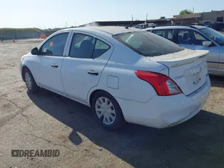 2014 Nissan Versa SV with VIN 3N1CN7AP3EL844498, listed as a IAAI auction lot 42086659 with 1 mi miles. Bid and sale history available at carsss.com. Image 3.