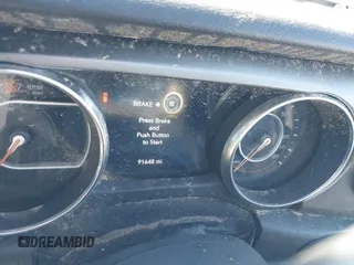 2019 Jeep Wrangler Unlimited Sport S with VIN 1C4HJXDN6KW523554, listed as a IAAI auction lot 41648277 with 91,648 mi miles and . Bid and sale history available at DreamBid. Image 7.