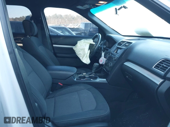 2017 Ford Explorer XLT with VIN 1FM5K7DH3HGD35390, listed as a IAAI auction lot 41349240 with 173,297 mi miles and . Bid and sale history available at carsss.com. Image 5.