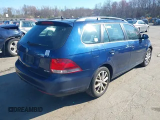 2011 Volkswagen Jetta SportWagen SE with VIN 3VWPZ7AJ0BM640226, listed as a IAAI auction lot 42068402 with 149,418 mi miles. Bid and sale history available at carsss.com. Image 4.