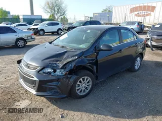 2018 Chevrolet Sonic LT z VIN 1G1JD5SG2J4117386, wystawiony jako IAAI lot #42162352 z przebiegiem 55 798 mil mil oraz . Historia ofert i sprzedaży dostępna na DreamBid. Obrazek 18.