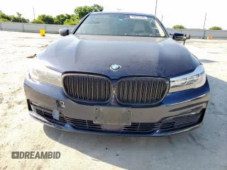 2016 BMW 7 Series 740i z VIN WBA7E2C55GG504304, wystawiony jako Copart lot #59251345 z przebiegiem 115 942 mil mil oraz Czysty tytuł • Clean title. Historia ofert i sprzedaży dostępna na DreamBid. Obrazek 5.