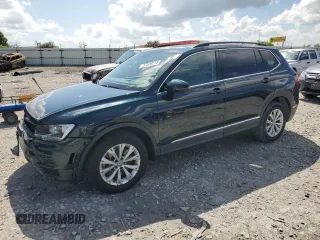 2018 Volkswagen Tiguan SEL z VIN 3VV2B7AX6JM055382, wystawiony jako Copart lot #57520215 z przebiegiem 75 005 mil mil oraz Szkoda całkowita • Salvage title. Historia ofert i sprzedaży dostępna na DreamBid. Obrazek 1.