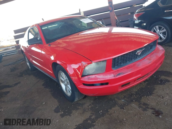 2007 Ford Mustang Deluxe z VIN 1ZVFT80NX75354713, wystawiony jako IAAI lot #41986604 z przebiegiem 156 691 mil mil oraz . Historia ofert i sprzedaży dostępna na DreamBid. Obrazek 1.