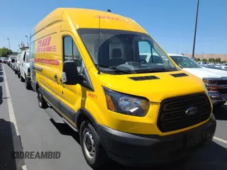 2019 Ford Transit z VIN 1FTYR3XM3KKA38669, wystawiony jako IAAI lot #42663811 z przebiegiem 135 929 mil mil oraz . Historia ofert i sprzedaży dostępna na DreamBid. Obrazek 52.