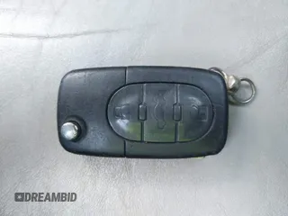 2005 Audi S4 z VIN WAUPL68E65A067855, wystawiony jako IAAI lot #41830786 z przebiegiem 137 042 mil mil oraz . Historia ofert i sprzedaży dostępna na DreamBid. Obrazek 11.