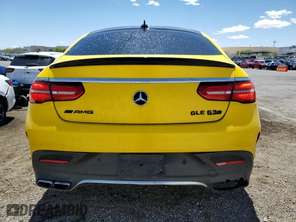 2016 Mercedes-Benz GLE 63 S AMG z VIN 4JGED7FB5GA036035, wystawiony jako Copart lot #57127815 z przebiegiem 98 922 mil mil oraz Czysty tytuł • Clean title. Historia ofert i sprzedaży dostępna na DreamBid. Obrazek 6.