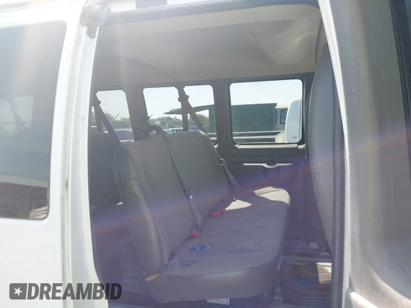 2014 Chevrolet Express Passenger LT с VIN 1GAZG1FG7E1116223, выставлен на аукционе IAAI как лот 42600132 с пробегом 297 913 миль миль и . История ставок и продаж доступна на DreamBid. Изображение 8.
