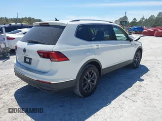2024 Volkswagen Tiguan SE with VIN 3VVNB7AX2RM022579, listed as a IAAI auction lot 41819850 with 8,651 mi miles and . Bid and sale history available at DreamBid. Image 4.