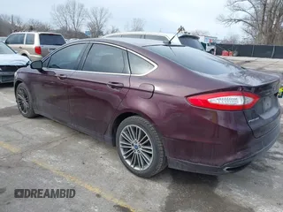 2013 Ford Fusion SE with VIN 3FA6P0H9XDR243190, listed as a IAAI auction lot 41622504 with 237,174 mi miles. Bid and sale history available at carsss.com. Image 3.