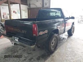 1988 Chevrolet Silverado 1500 with VIN 1GCDK14K5JZ222205, listed as a IAAI auction lot 42077891 with 315,410 mi miles and . Bid and sale history available at DreamBid. Image 4.