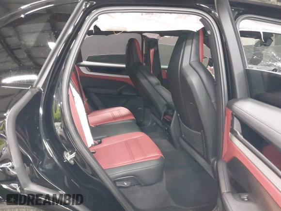 2024 Porsche Cayenne S с VIN WP1AL2AY3RDA32831, выставлен на аукционе IAAI как лот 40750798 с пробегом Не указан миль и . История ставок и продаж доступна на DreamBid. Изображение 8.