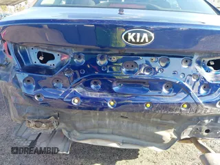 2019 Kia Optima LX with VIN 5XXGT4L35KG357596, listed as a IAAI auction lot 41785667 with 105,333 mi miles. Bid and sale history available at carsss.com. Image 6.