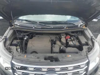 2017 Ford Explorer XLT z VIN 1FM5K7D85HGA35690, wystawiony jako Copart lot #47693985 z przebiegiem 171 884 mil mil oraz Szkoda całkowita • Salvage title. Historia ofert i sprzedaży dostępna na DreamBid. Obrazek 14.