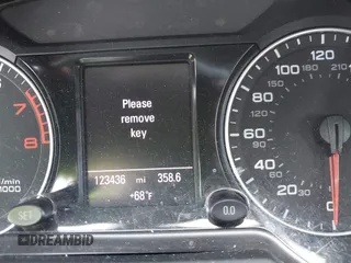 2012 Audi Q5 3.2L Premium Plus with VIN WA1DKAFPXCA086111, listed as a IAAI auction lot 41795670 with 123,436 mi miles. Bid and sale history available at carsss.com. Image 14.