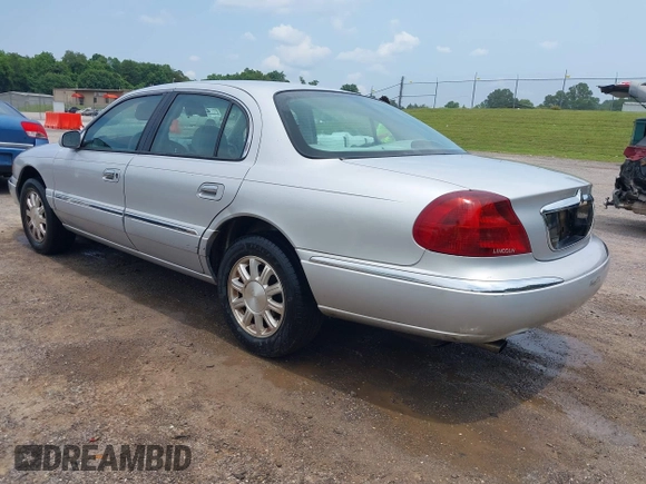 1999 Lincoln Continental с VIN 1LNHM97V7XY607937, выставлен на аукционе IAAI как лот 42473686 с пробегом 171 044 миль миль и . История ставок и продаж доступна на DreamBid. Изображение 3.