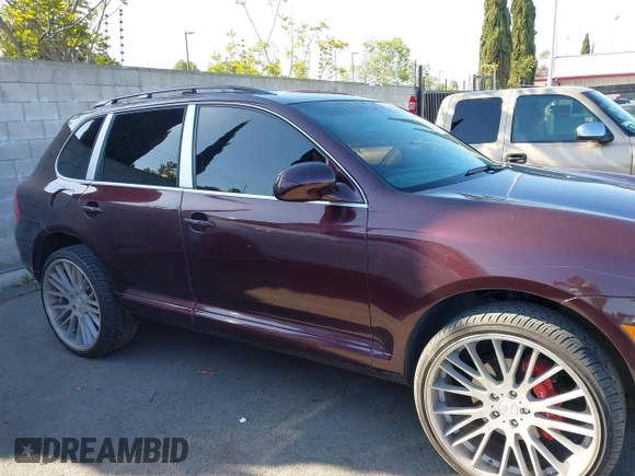 2006 Porsche Cayenne S with VIN WP1AB29P56LA62851, listed as a IAAI auction lot 41986415 with 197,783 mi miles. Bid and sale history available at carsss.com. Image 13.