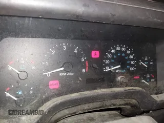 1999 Jeep Wrangler Sahara z VIN 1J4FY49S4XP432567, wystawiony jako IAAI lot #41562455 z przebiegiem Nie podano mil oraz . Historia ofert i sprzedaży dostępna na DreamBid. Obrazek 15.