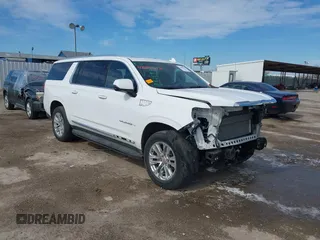 2021 GMC Yukon XL SLT with VIN 1GKS1GKD6MR100561, listed as a IAAI auction lot 41609215 with 37,429 mi miles. Bid and sale history available at carsss.com. Image 1.