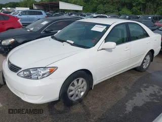 2005 Toyota Camry LE with VIN 4T1BF32K55U083752, listed as a IAAI auction lot 42145407 with 229,838 mi miles and . Bid and sale history available at DreamBid. Image 2.