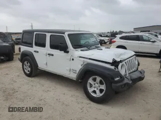 2020 Jeep Wrangler Unlimited Sport S with VIN 1C4HJXDG9LW311833, listed as a Copart auction lot 49344435 with 61,759 mi miles and Salvage title. Bid and sale history available at DreamBid. Image 4.
