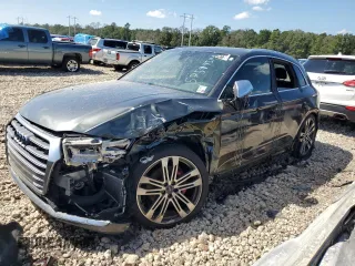 2018 Audi SQ5 Premium Plus with VIN WA1A4AFY0J2147611, listed as a Copart auction lot 77120734 with 69,838 mi miles and Salvage Title. Bid and sale history available at DreamBid. Image 1.
