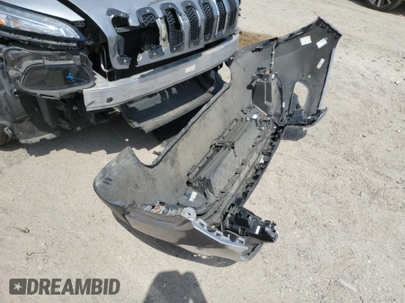 2015 Jeep Cherokee Latitude with VIN 1C4PJLCB0FW517122, listed as a Copart auction lot 53063205 with 0 mi miles and Salvage Title. Bid and sale history available at carsss.com. Image 12.