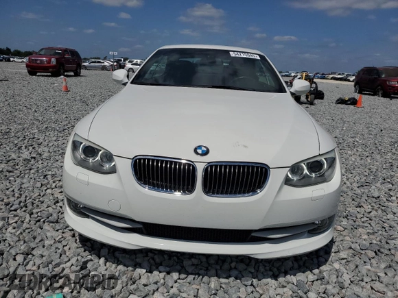 2013 BMW 3 Series 328i z VIN WBADW3C58DJ525183, wystawiony jako Copart lot #54215945 z przebiegiem 63 946 mil mil oraz Szkoda całkowita • Salvage title. Historia ofert i sprzedaży dostępna na DreamBid. Obrazek 5.