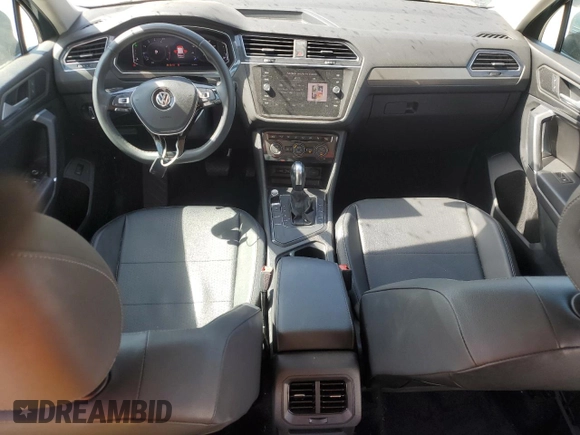 2020 Volkswagen Tiguan SE z VIN 3VV3B7AX7LM063594, wystawiony jako Copart lot #50394555 z przebiegiem 76 158 mil mil oraz Nie do naprawy • Non repairable. Historia ofert i sprzedaży dostępna na DreamBid. Obrazek 8.