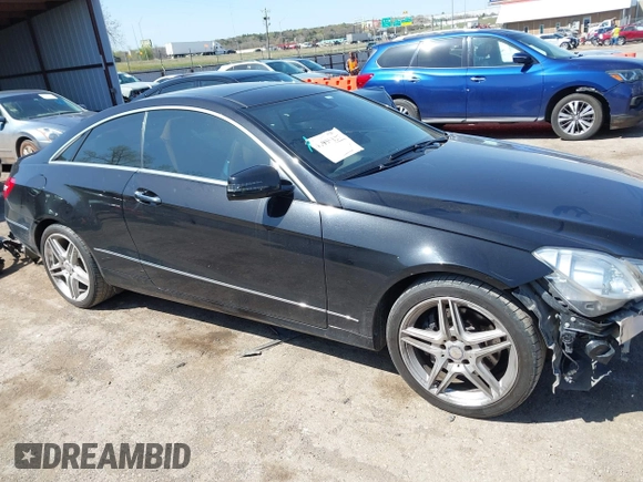 2013 Mercedes-Benz E 350 with VIN WDDKJ5KB3DF207881, listed as a IAAI auction lot 41955127 with 83,786 mi miles and . Bid and sale history available at DreamBid. Image 14.