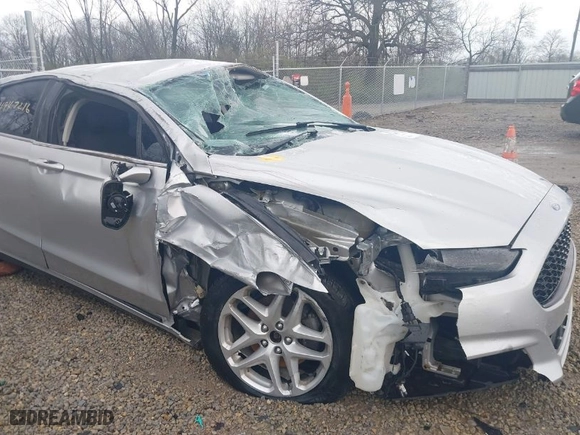 2013 Ford Fusion SE with VIN 3FA6P0H79DR185801, listed as a IAAI auction lot 41947216 with 72,140 mi miles. Bid and sale history available at carsss.com. Image 6.
