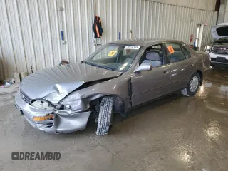 1995 Toyota Camry LE z VIN 4T1SK12E4SU536622, wystawiony jako Copart lot #58914305 z przebiegiem 114 780 mil mil oraz Nie do naprawy • Non repairable. Historia ofert i sprzedaży dostępna na DreamBid. Obrazek 1.