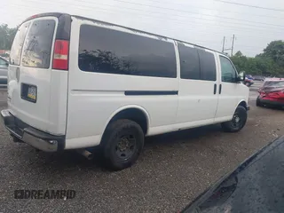 2011 Chevrolet Express Passenger 1LT with VIN 1GAZG1FG3B1143835, listed as a IAAI auction lot 42649421 with 162,129 mi miles and . Bid and sale history available at DreamBid. Image 4.