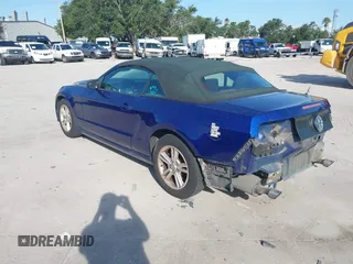 2014 Ford Mustang V6 с VIN 1ZVBP8EMXE5232157, выставлен на аукционе IAAI как лот 42681349 с пробегом 158 472 миль миль и . История ставок и продаж доступна на DreamBid. Изображение 3.