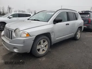 2007 Jeep Compass Sport with VIN 1J8FT47077D368914, listed as a Copart auction lot 88297555 with 192,157 mi miles and Salvage Title. Bid and sale history available at carsss.com. Image 1.