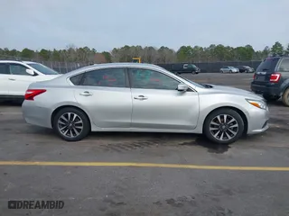 2017 Nissan Altima 2.5 SR with VIN 1N4AL3AP9HC189000, listed as a IAAI auction lot 41491223 with 149,013 mi miles. Bid and sale history available at carsss.com. Image 13.