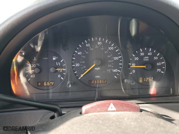 2002 Mercedes-Benz M-Class with VIN 4JGAB54E42A300392, listed as a Copart auction lot 85862904 with 50,852 mi miles and Salvage Title. Bid and sale history available at carsss.com. Image 9.
