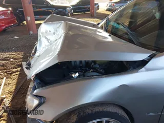 2004 Lexus IS 300/350 with VIN JTHBD192X40083769, listed as a IAAI auction lot 40962806 with Not Provided miles and . Bid and sale history available at carsss.com. Image 6.