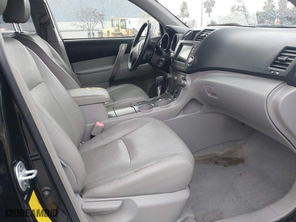2008 Toyota Highlander Sport with VIN JTEES43A182025741, listed as a IAAI auction lot 41787557 with 168,543 mi miles. Bid and sale history available at carsss.com. Image 5.