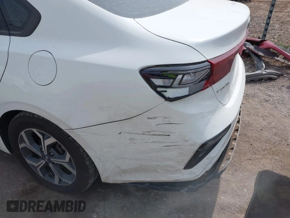 2021 Kia Forte LXS with VIN 3KPF24AD2ME369002, listed as a IAAI auction lot 41931053 with 58,865 mi miles and . Bid and sale history available at DreamBid. Image 6.