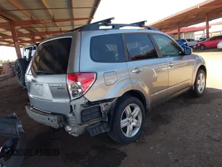 2010 Subaru Forester X Limited with VIN JF2SH6DC9AH726744, listed as a IAAI auction lot 42096572 with 143,059 mi miles and . Bid and sale history available at DreamBid. Image 4.
