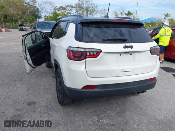 2018 Jeep Compass Latitude with VIN 3C4NJCBB1JT408465, listed as a IAAI auction lot 41350902 with 79,565 mi miles and . Bid and sale history available at DreamBid. Image 11.