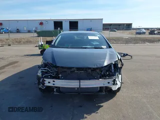 2024 Toyota Prius SE z VIN JTDACACU9R3022803, wystawiony jako IAAI lot #41899408 z przebiegiem 4 374 mil mil oraz . Historia ofert i sprzedaży dostępna na DreamBid. Obrazek 13.